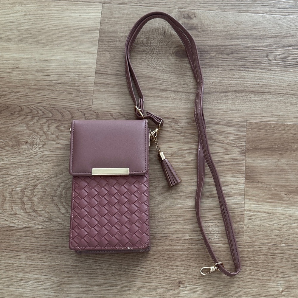 Woven Tassel Crossbody Phone Bag - Mauve Pink